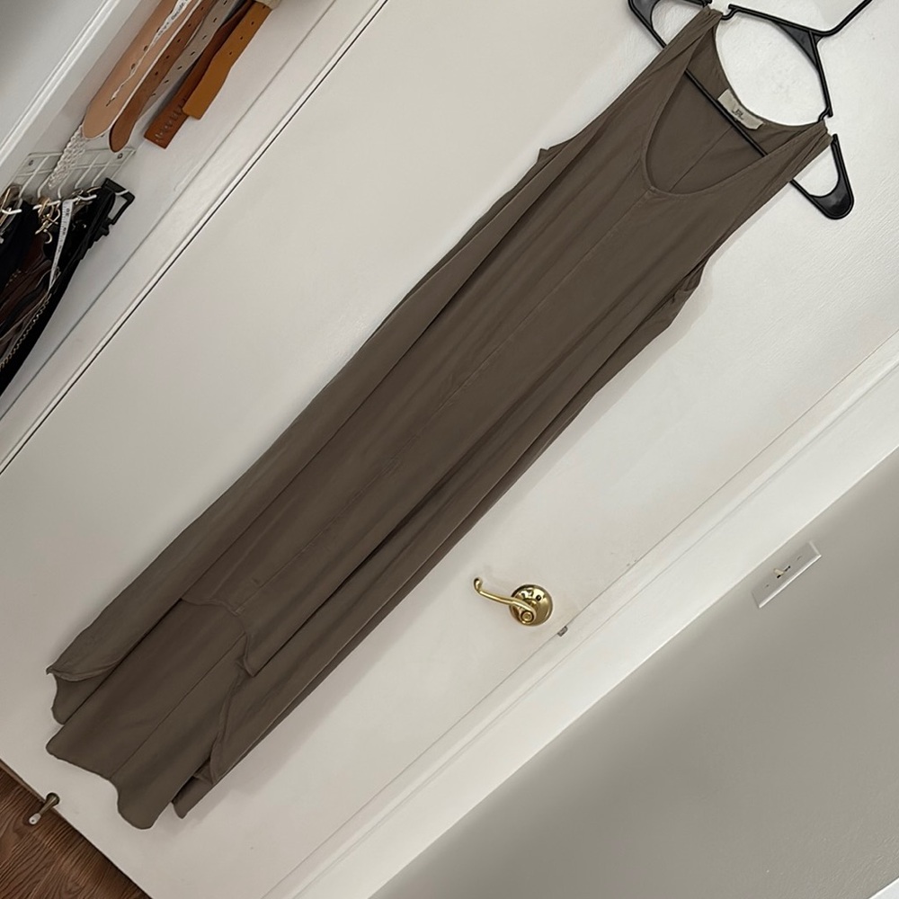Thread & Supply olive green sleeveless dress pockets